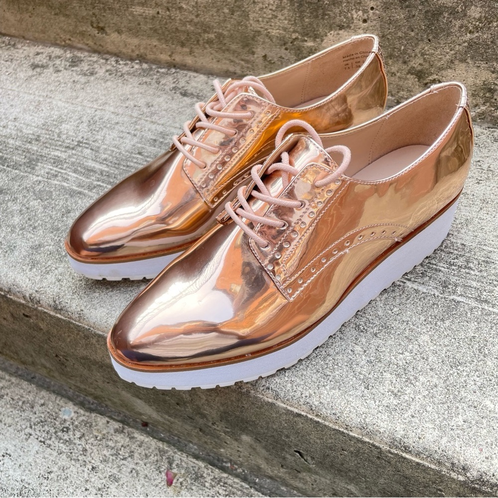 Aldo Gold Flats Metallic Finish Platform Sole Women’s Shoes Size US 7.5 EUR 38